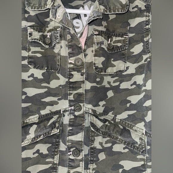 Gymboree Girls Camouflage Jacket - Picture 4 of 9